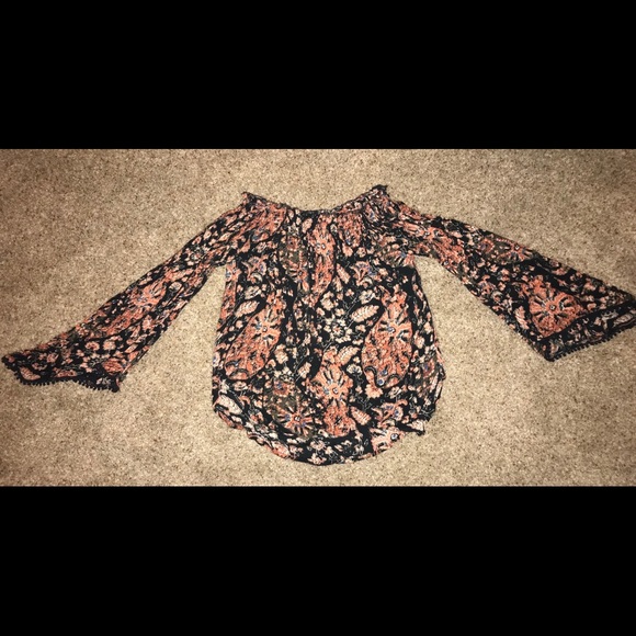 paisley off the shoulders blouse - Picture 1 of 1